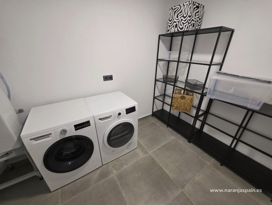 Sale - Apartment - Torrevieja - Puerto