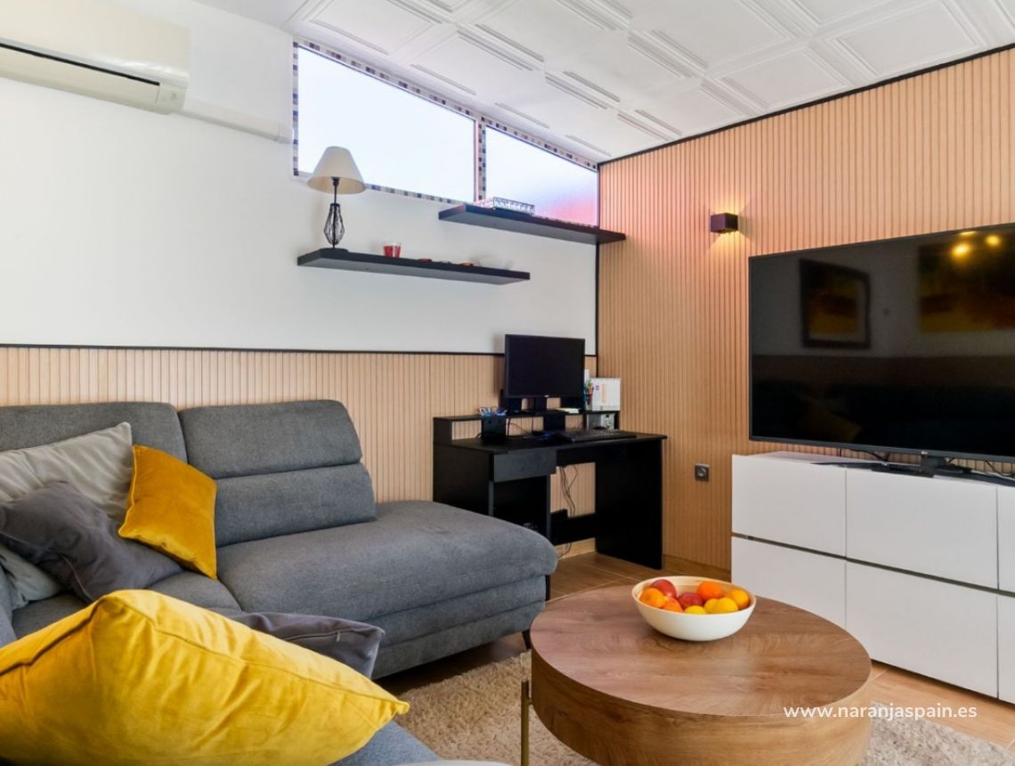 Sale - Бунгало - Orihuela Costa - Villamartín