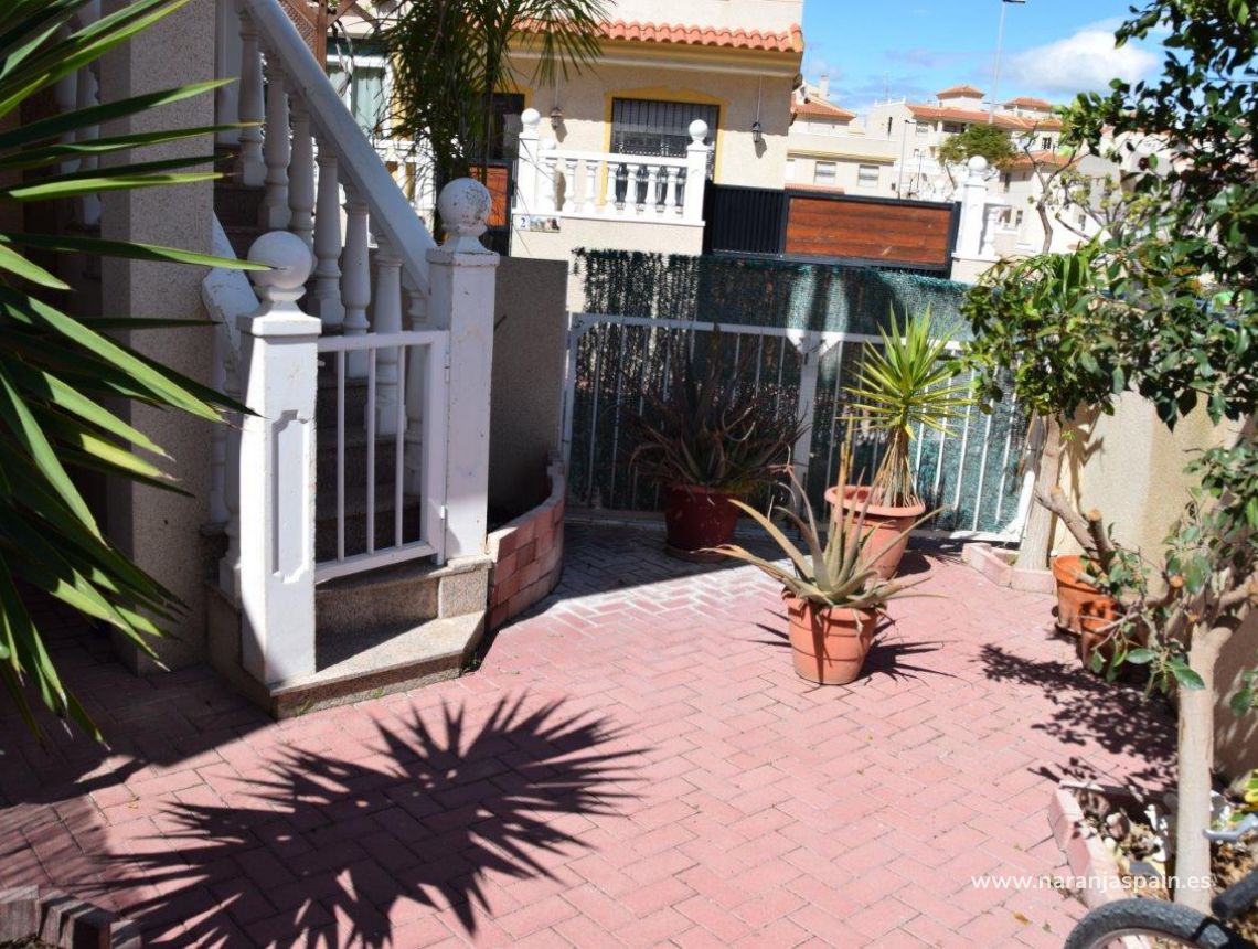 Sale - Bungalow - Guardamar del Segura - Urb. Los Altos de Eden