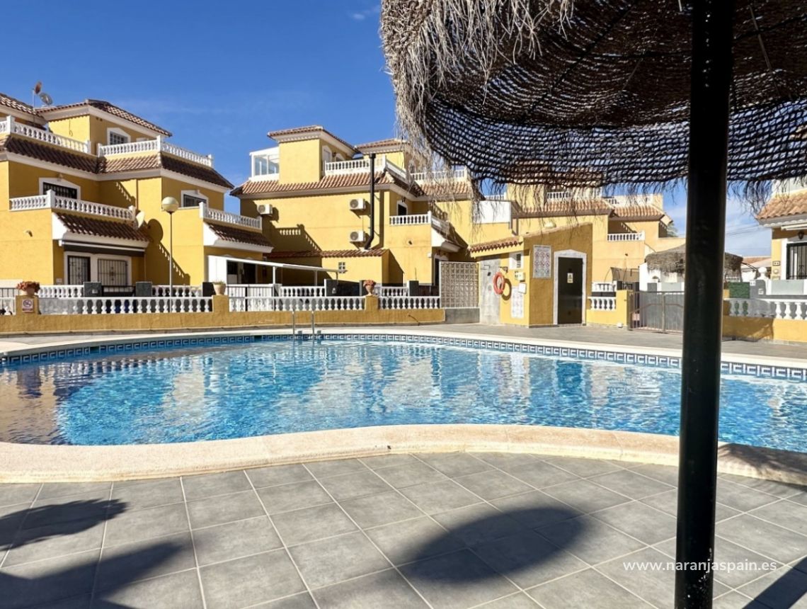 Sale - Bungalow - Orihuela Costa - La Florida