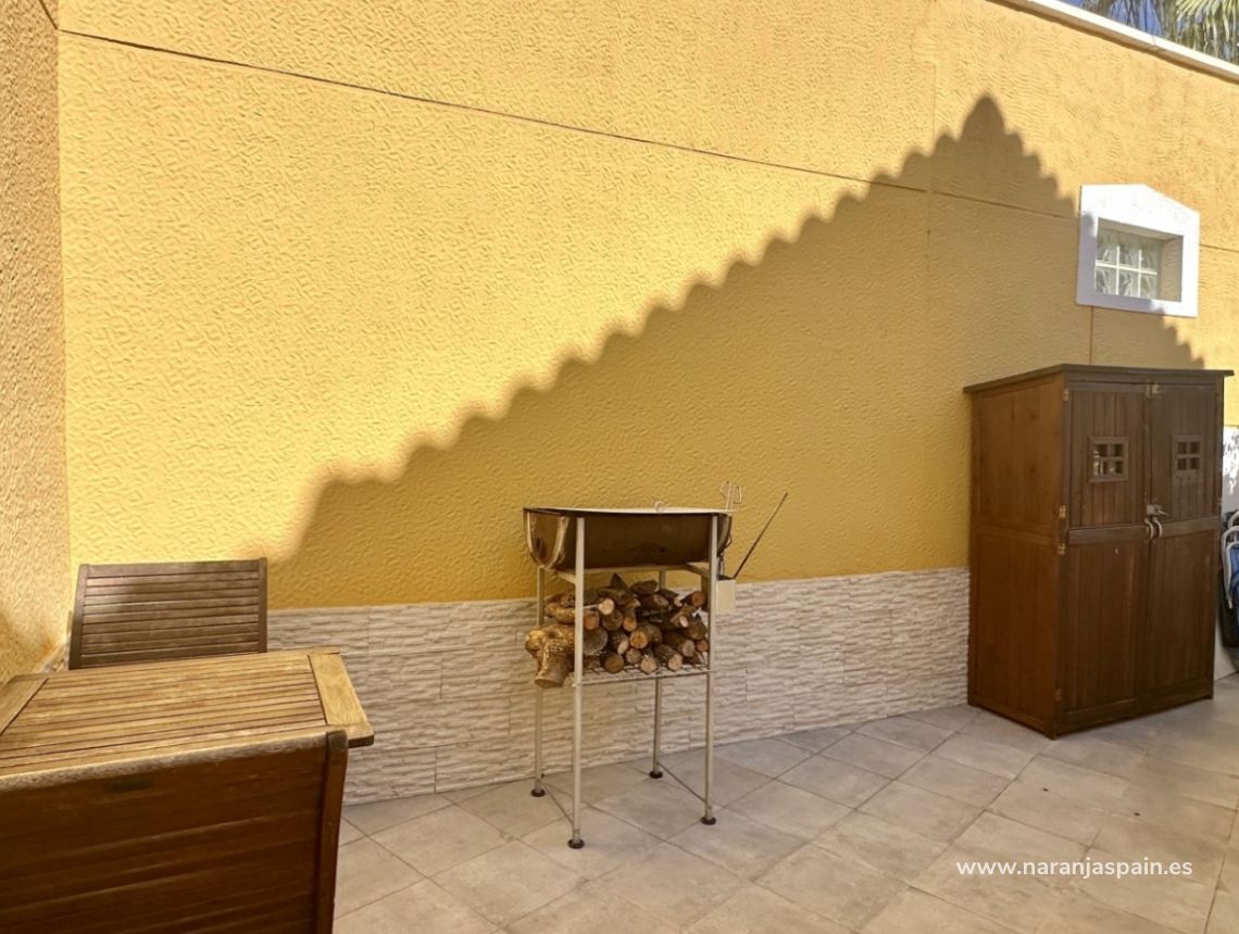 Sale - Bungalow - Orihuela Costa - La Florida