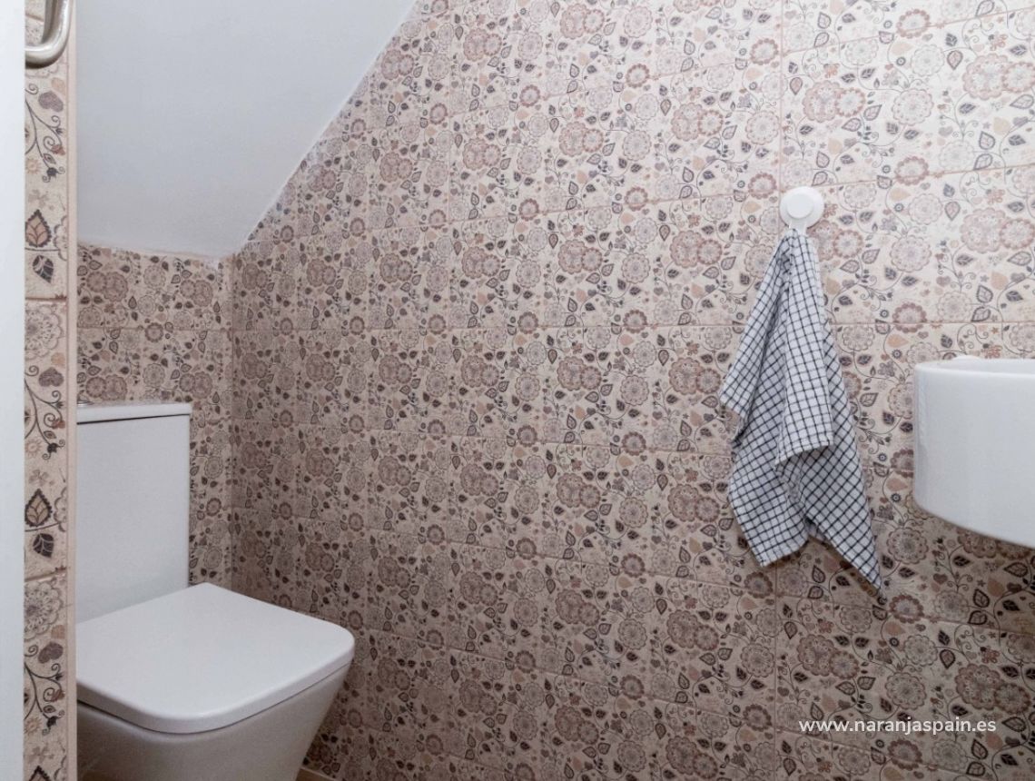 Sale - Bungalow - Orihuela Costa - La Zenia