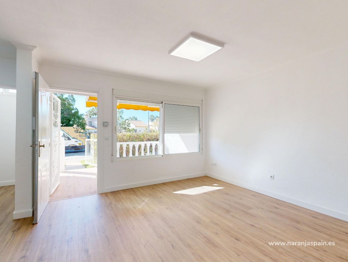 Sale - Bungalow - Orihuela - Villamartin