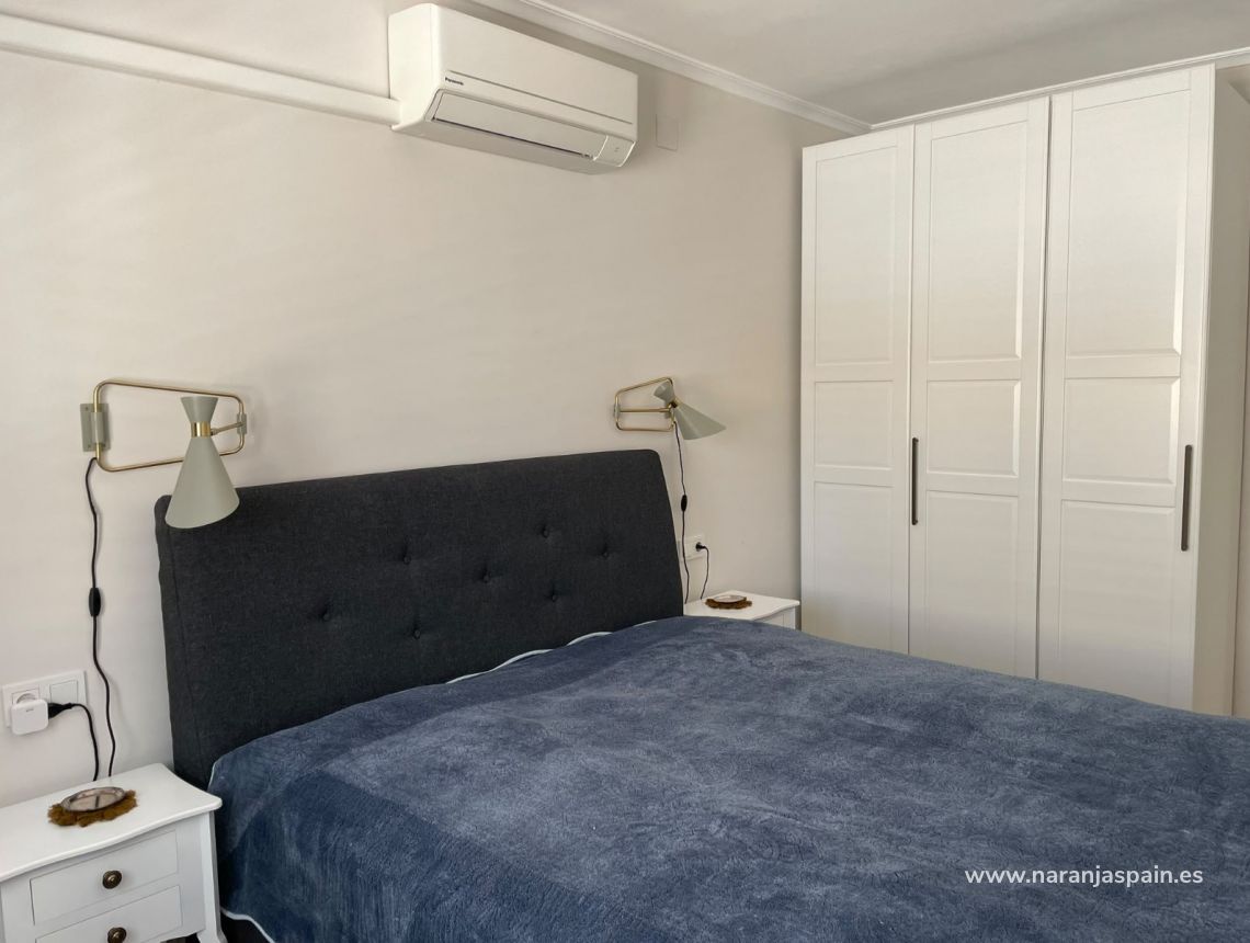 Sale - Bungalow - Torrevieja - Torre del moro