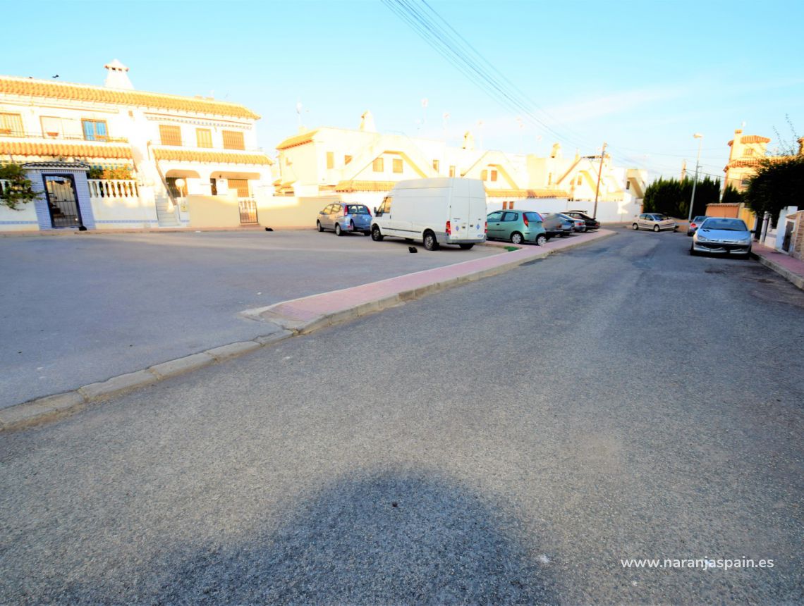 Sale - Bungalows - Torrevieja - Aguas Nuevas