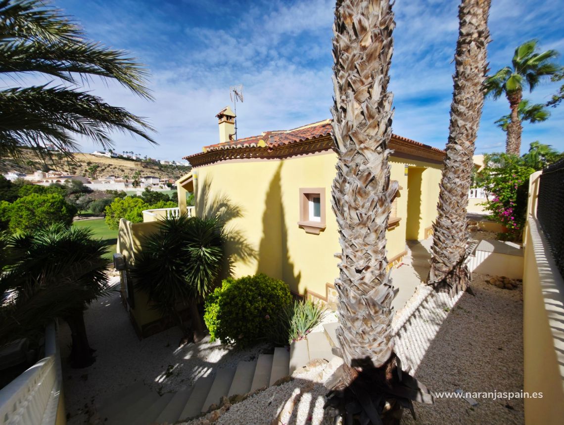 Sale - Chalet - Ciudad Quesada