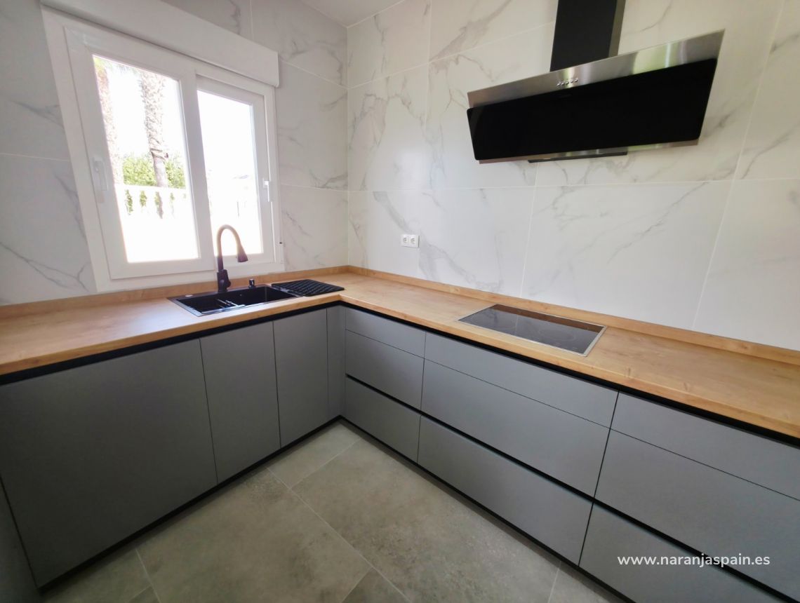 Sale - Chalet - Ciudad Quesada