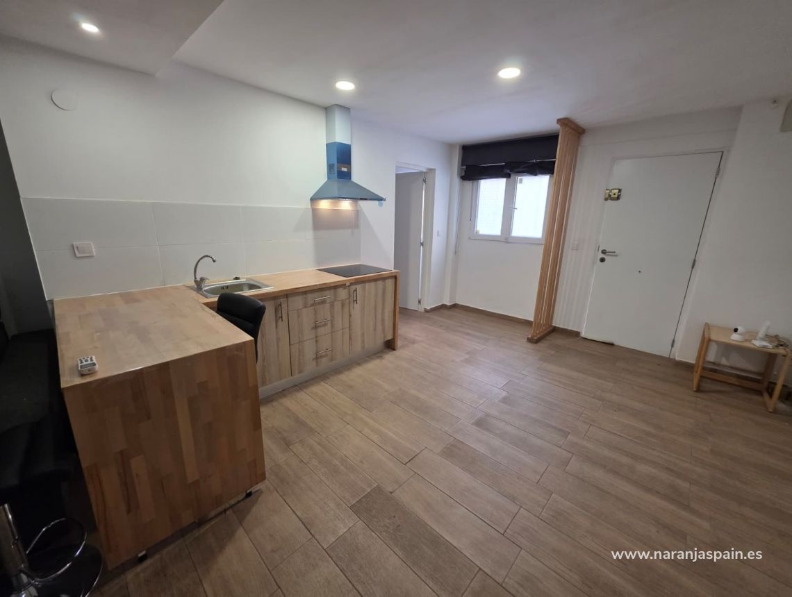 Sale - Commercial property - Alicante - Centro