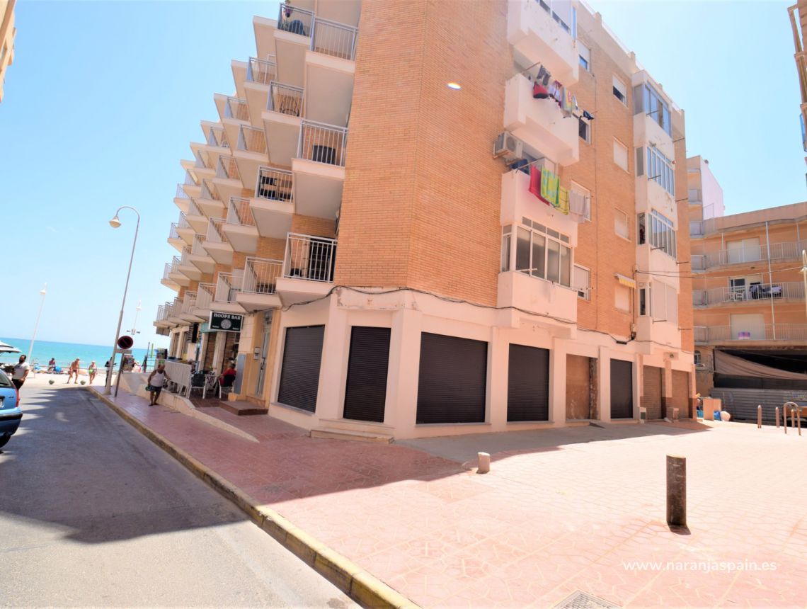 Sale - Commercial property - Guardamar del Segura - Beach Guardamar