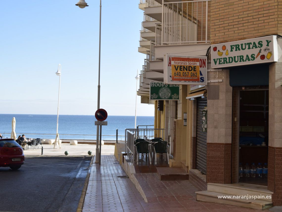 Sale - Commercial property - Guardamar del Segura - Plaza Porticada