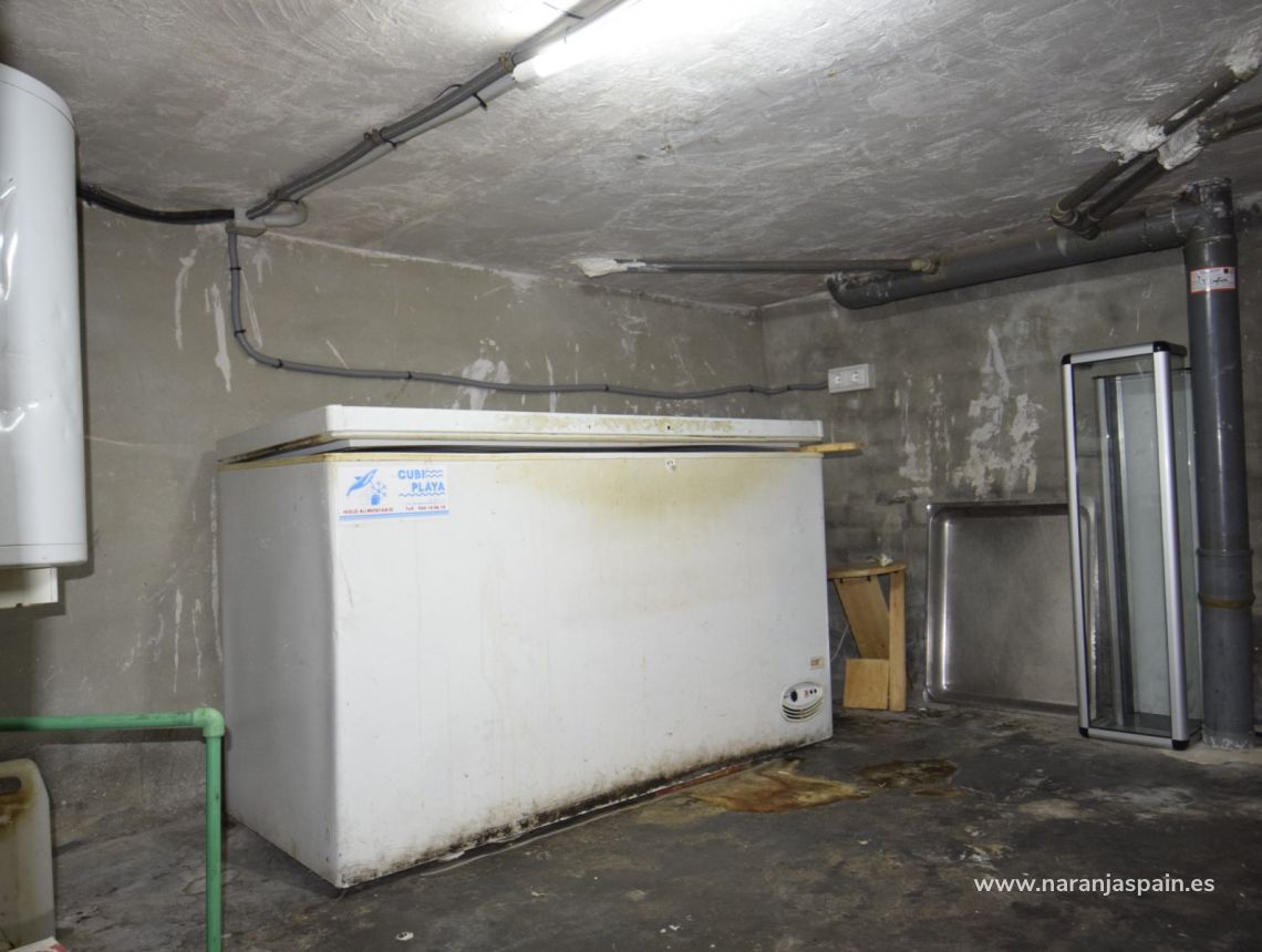 Sale - Commercial property - Guardamar del Segura