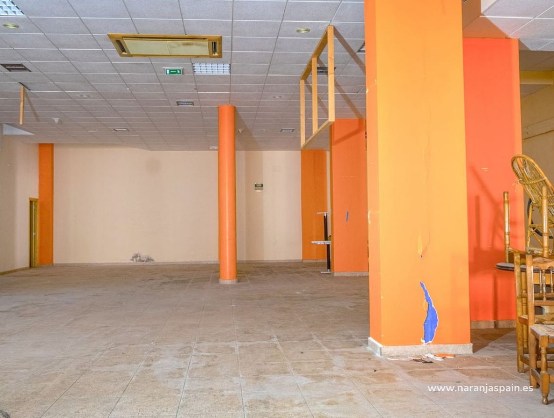 Sale - Commercial property - Torrevieja