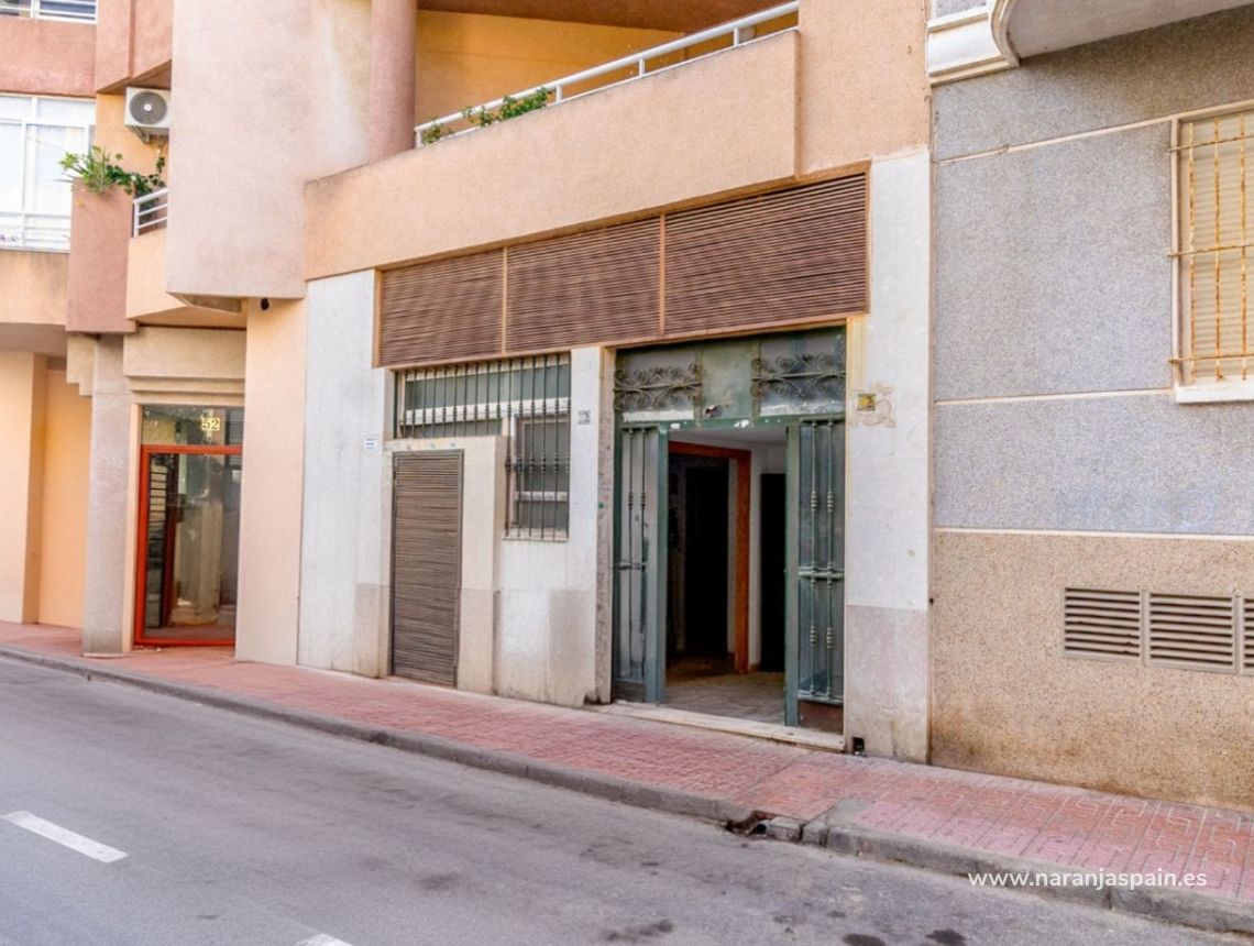 Sale - Commercial property - Torrevieja