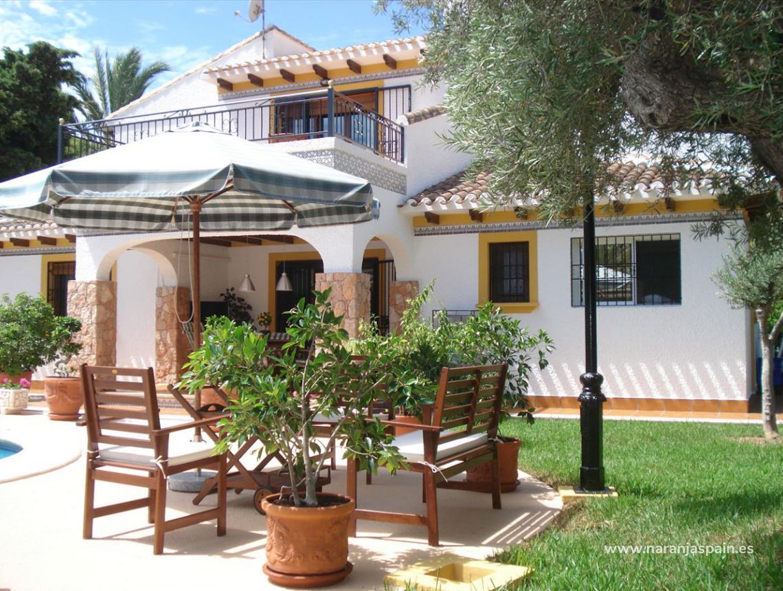 Sale - Fristående villa - Orihuela Kusten - Cabo Roig