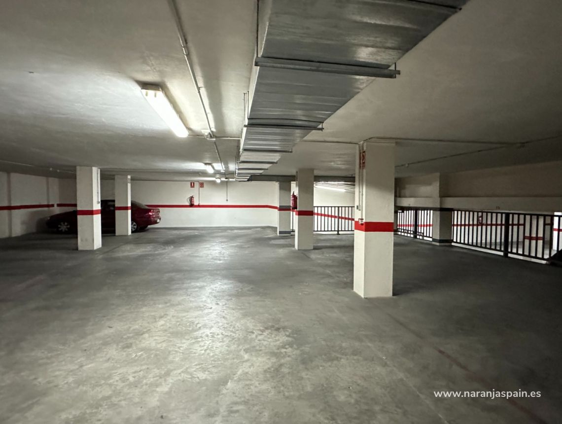 Sale - Garage - Guardamar del Segura - Guardamar