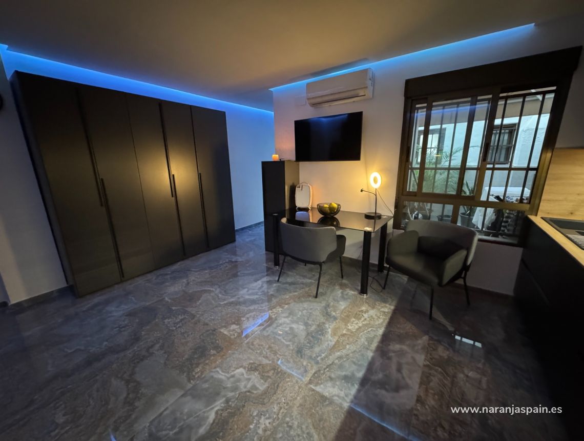 Sale - Lägenhet - Guardamar del Segura - Plaza Porticada