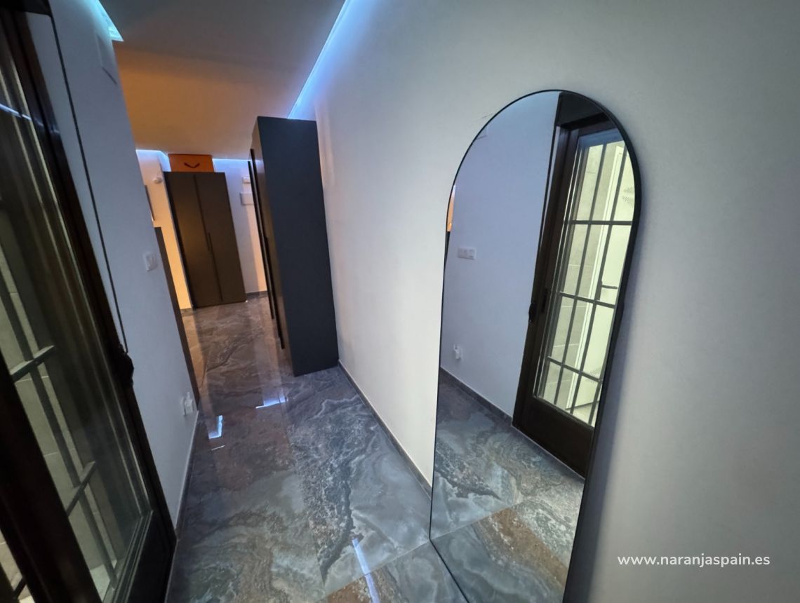 Sale - Lägenhet - Guardamar del Segura - Plaza Porticada