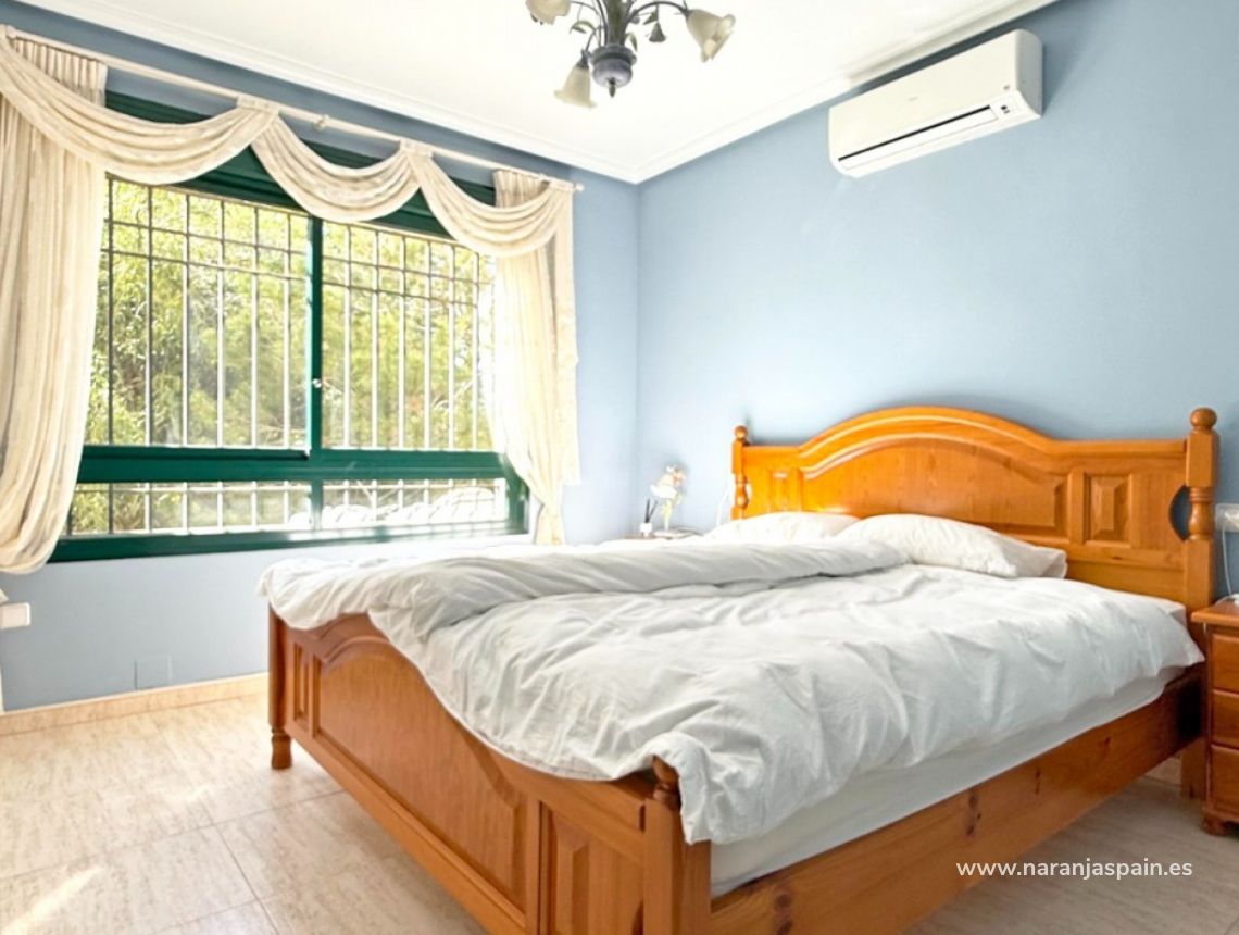 Sale - Lägenhet - Orihuela Costa - Lomas de Campoamor