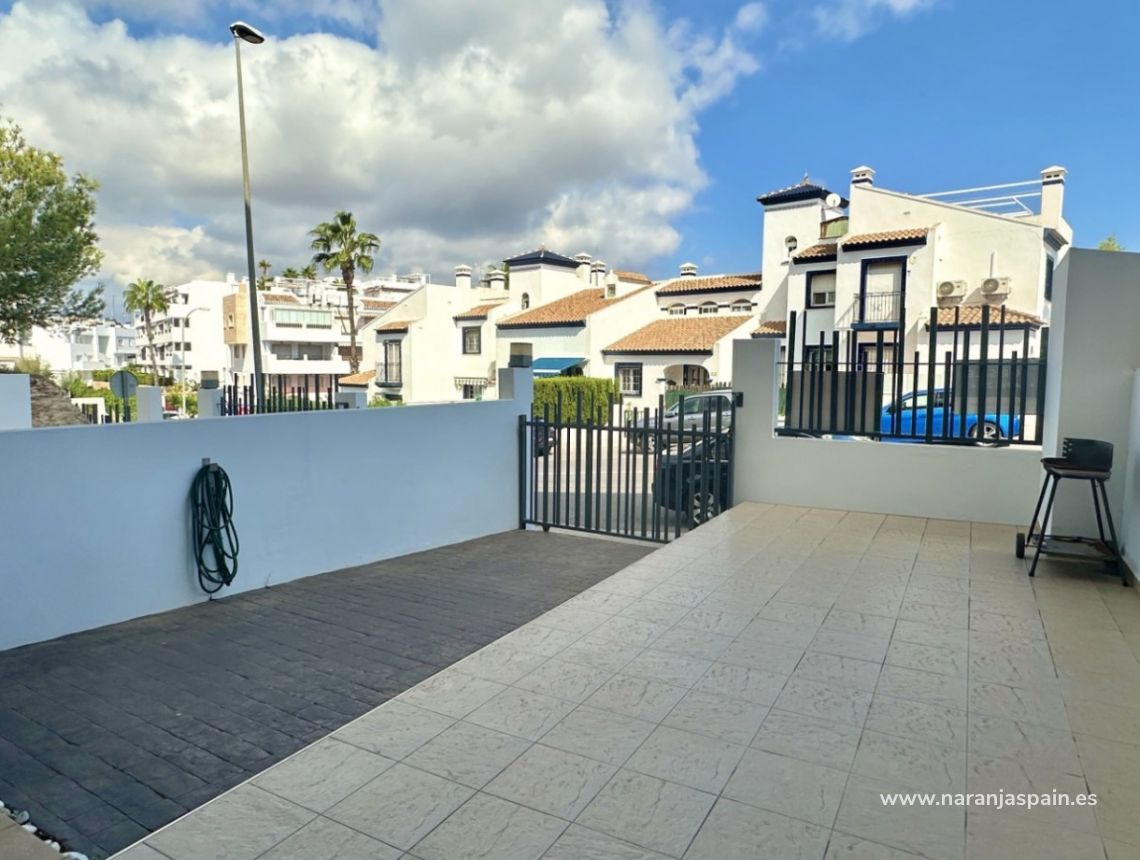 Sale - Lägenhet - Orihuela Costa - Villamartín