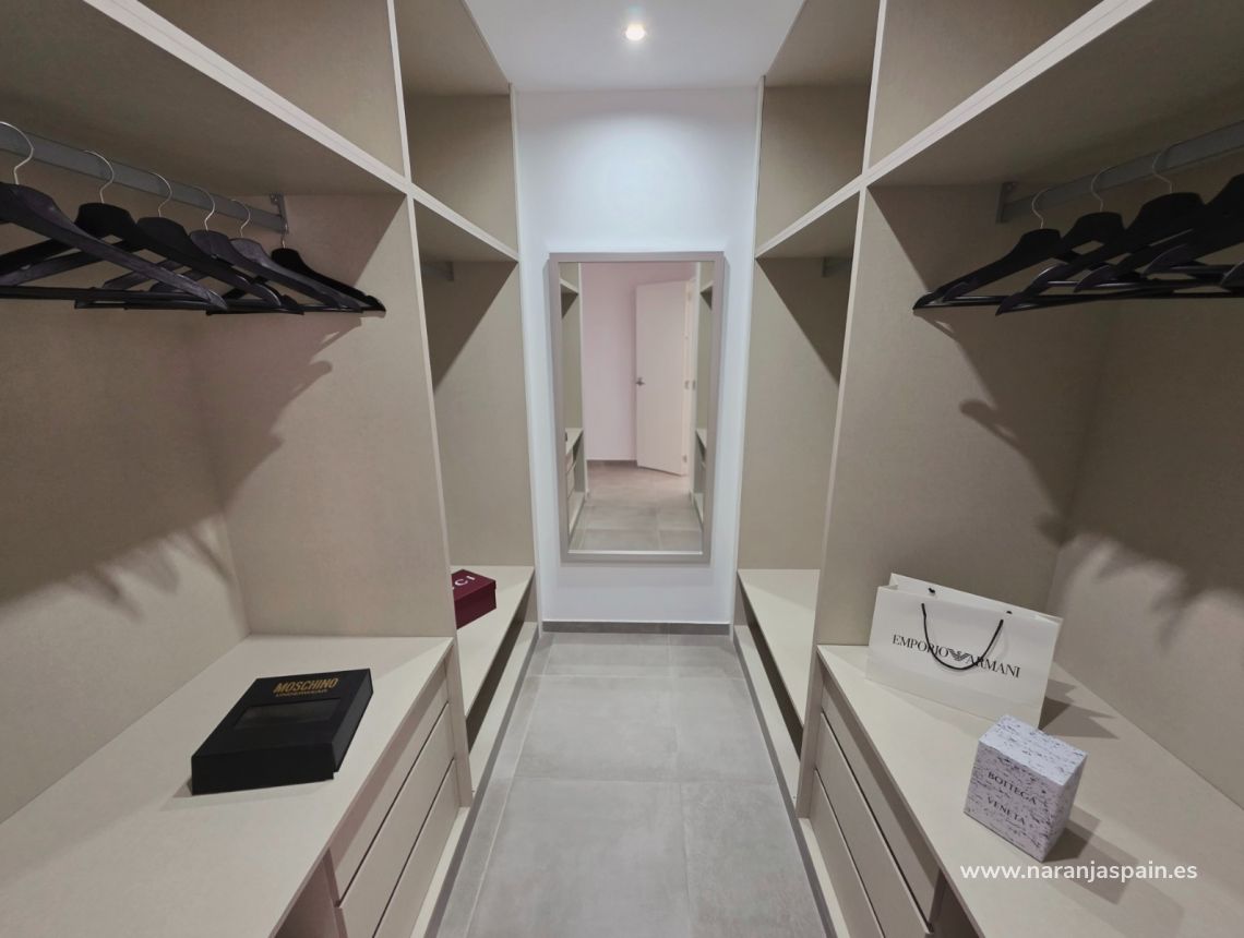 Sale - Lägenhet - Torrevieja - Puerto