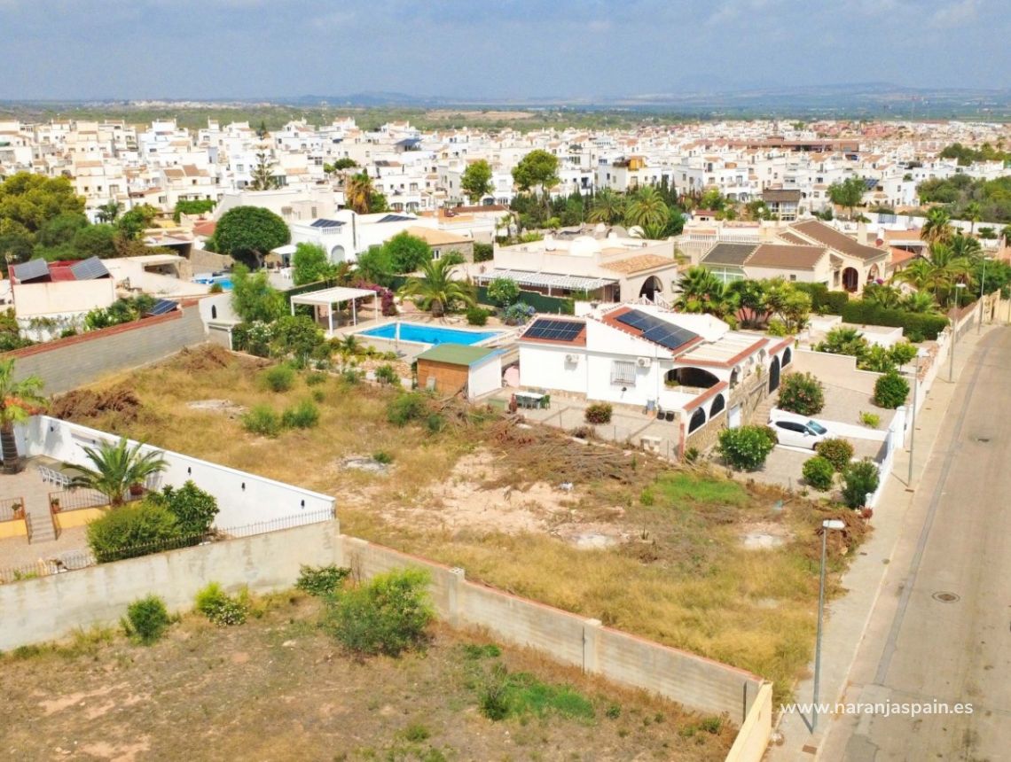 Sale - Plot / Land - Torrevieja - Los Balcones - Los Altos del Edén