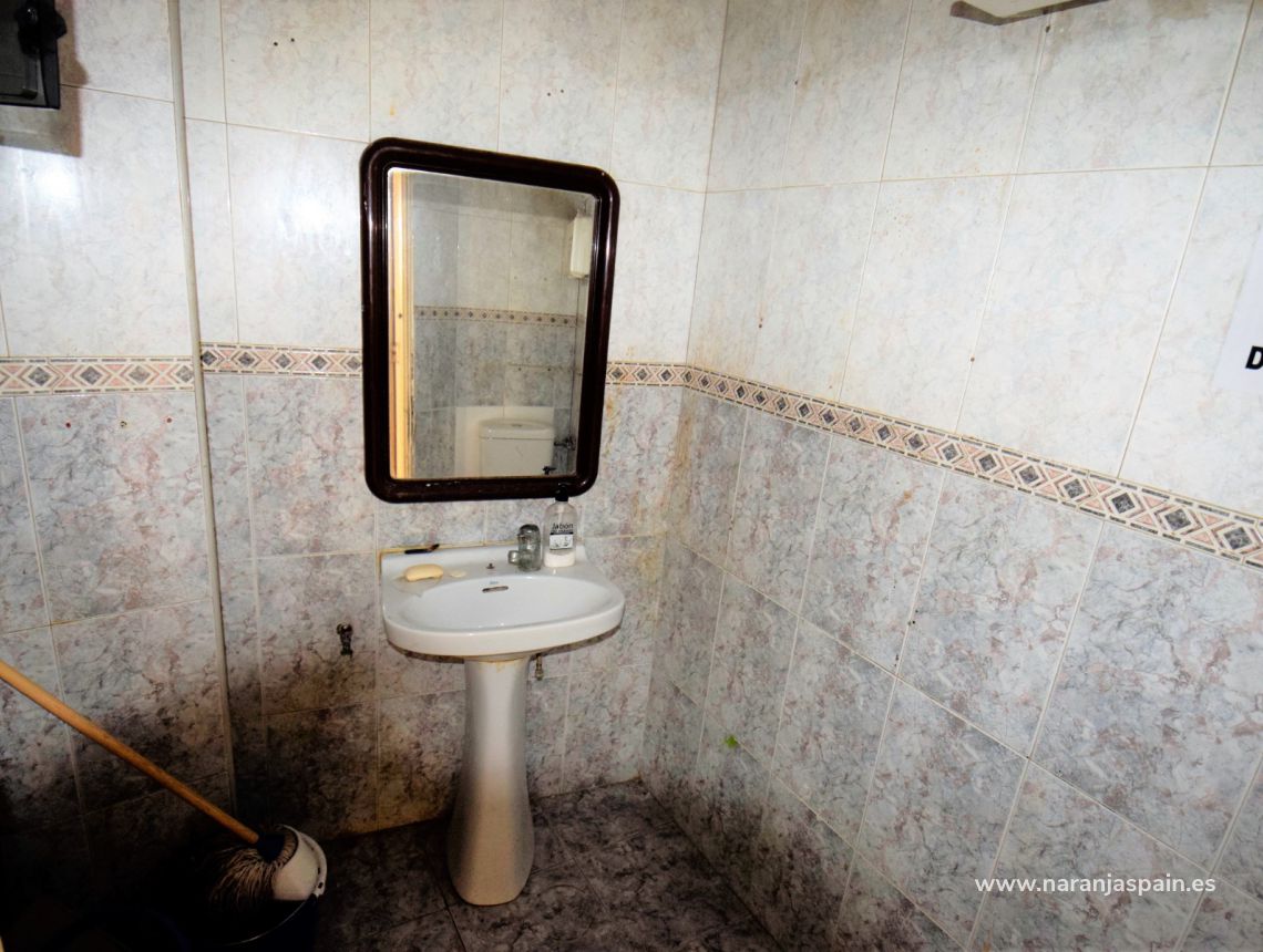 Sale - Помещение - Alicante - Аликанте