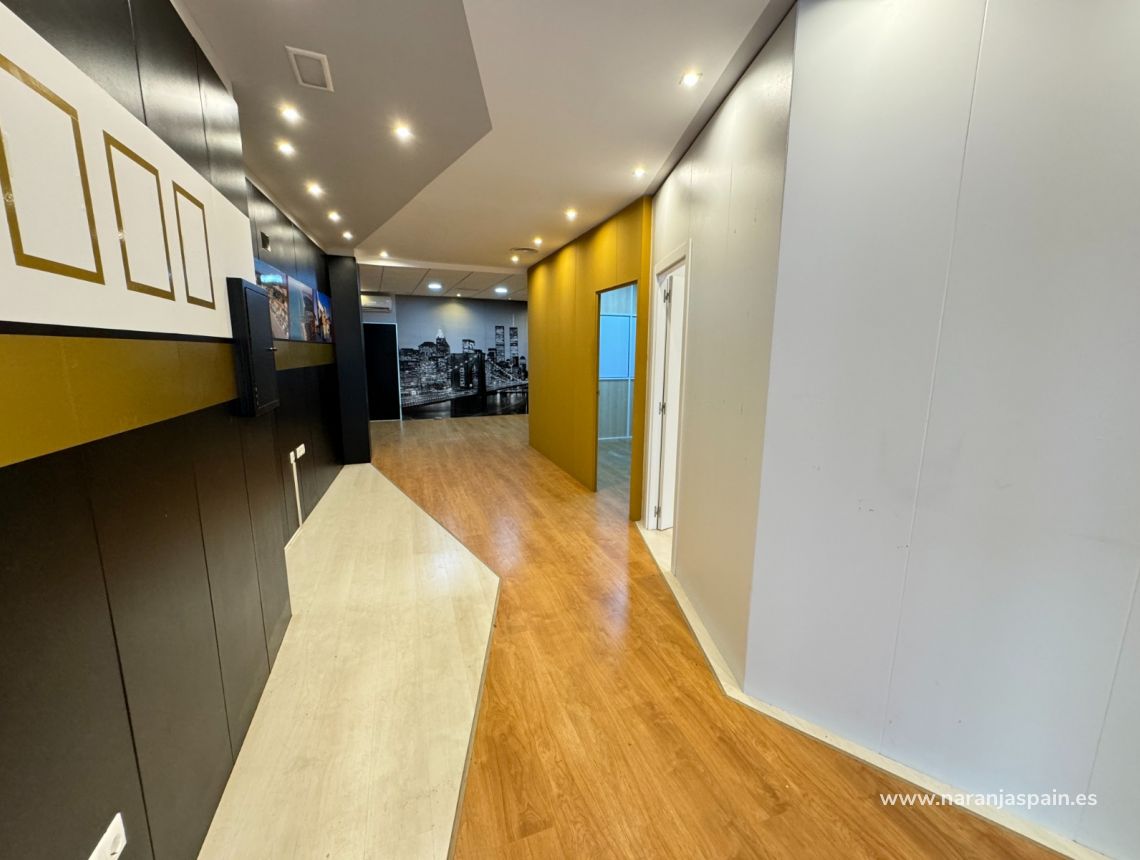 Sale - Помещение - Гвардамар дель Сегура - CENTRO