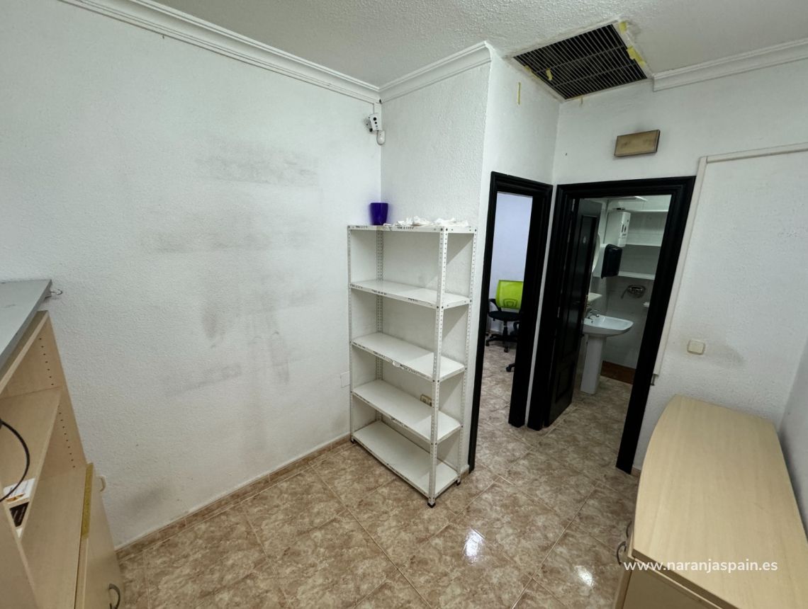 Sale - Помещение - Гвардамар дель Сегура - CENTRO