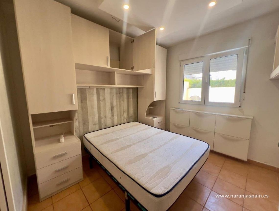 Sale - Semi-detached house - Torrevieja - aguas nuevas