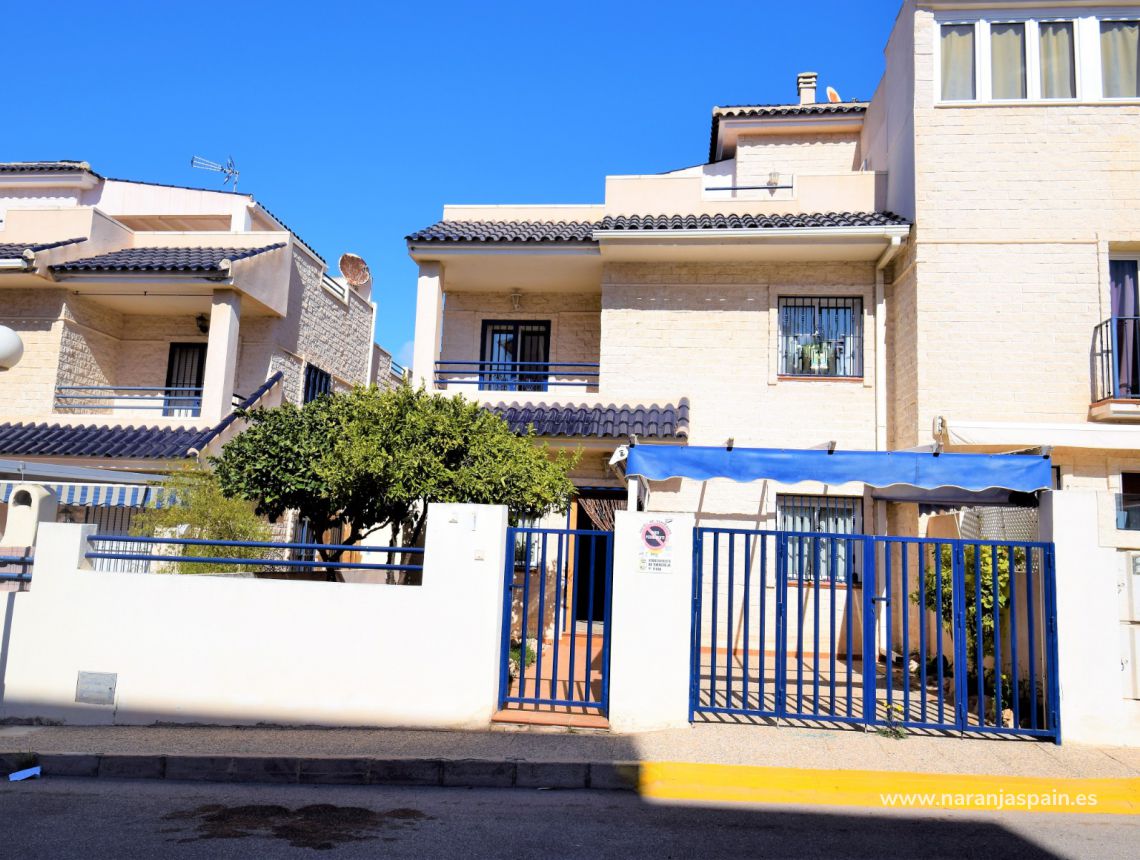 Sale - Semi-detached house - Torrevieja - La Veleta