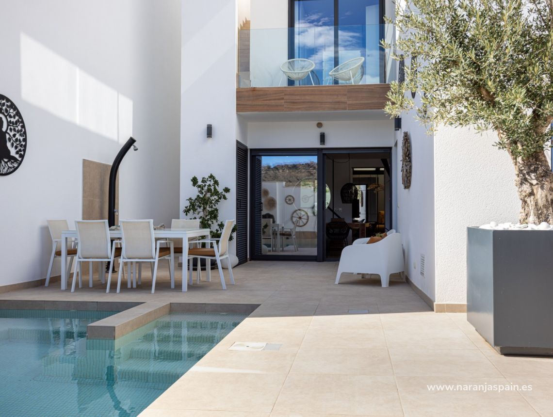 Sale - Semi Detached Villa - Benijofar - Pueblo