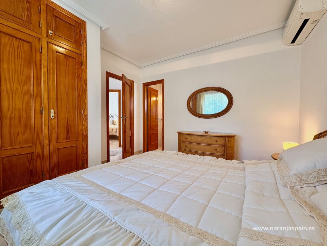 Sale - Single Family Home - Ориуэла Коста  - Las Filipinas