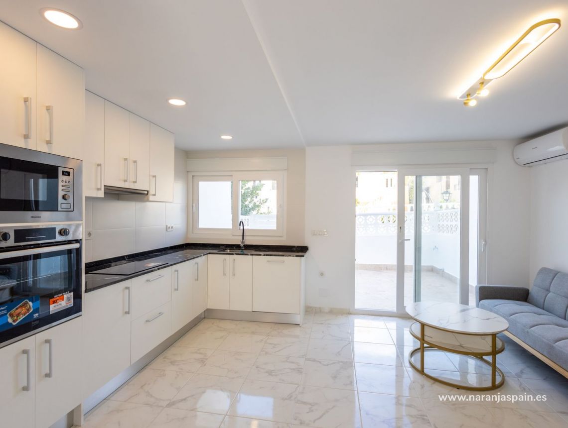 Sale - Town House - Los Balcones
