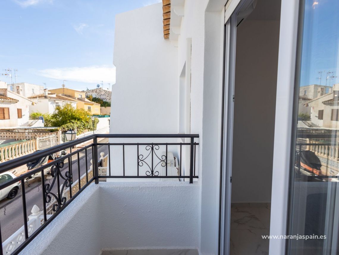 Sale - Town House - Los Balcones