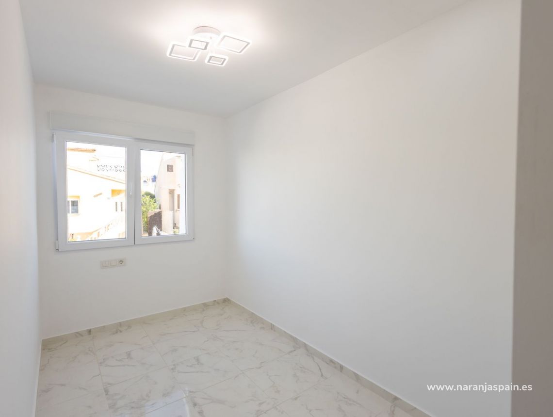 Sale - Town House - Los Balcones