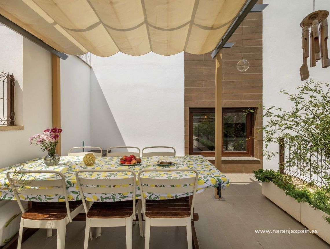 Sale - Town House - Los Balcones
