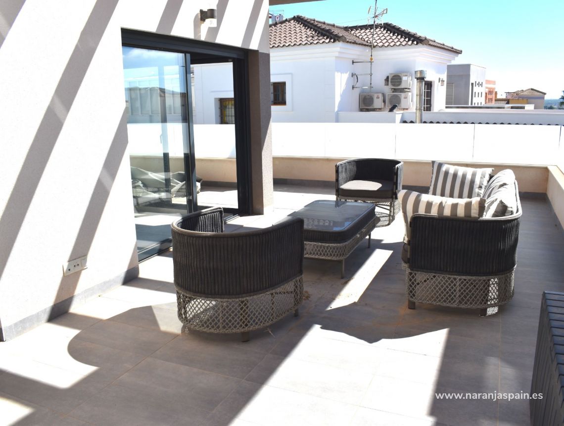 Sale - Vila - Los Montesinos