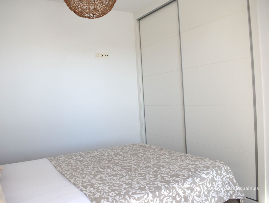 Sale - Vila - Los Montesinos