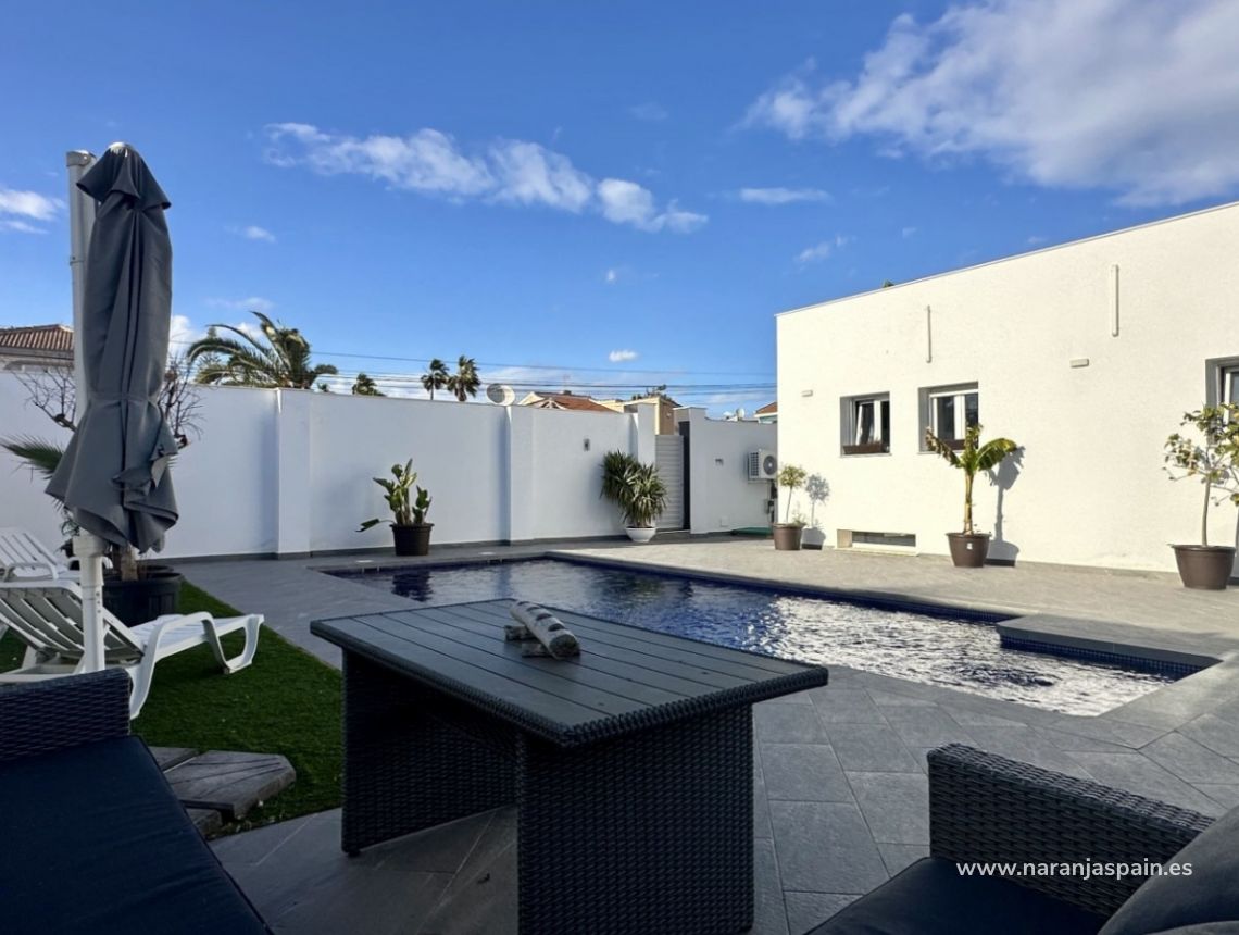 Sale - Vila - Rojales - Ciudad Quesada