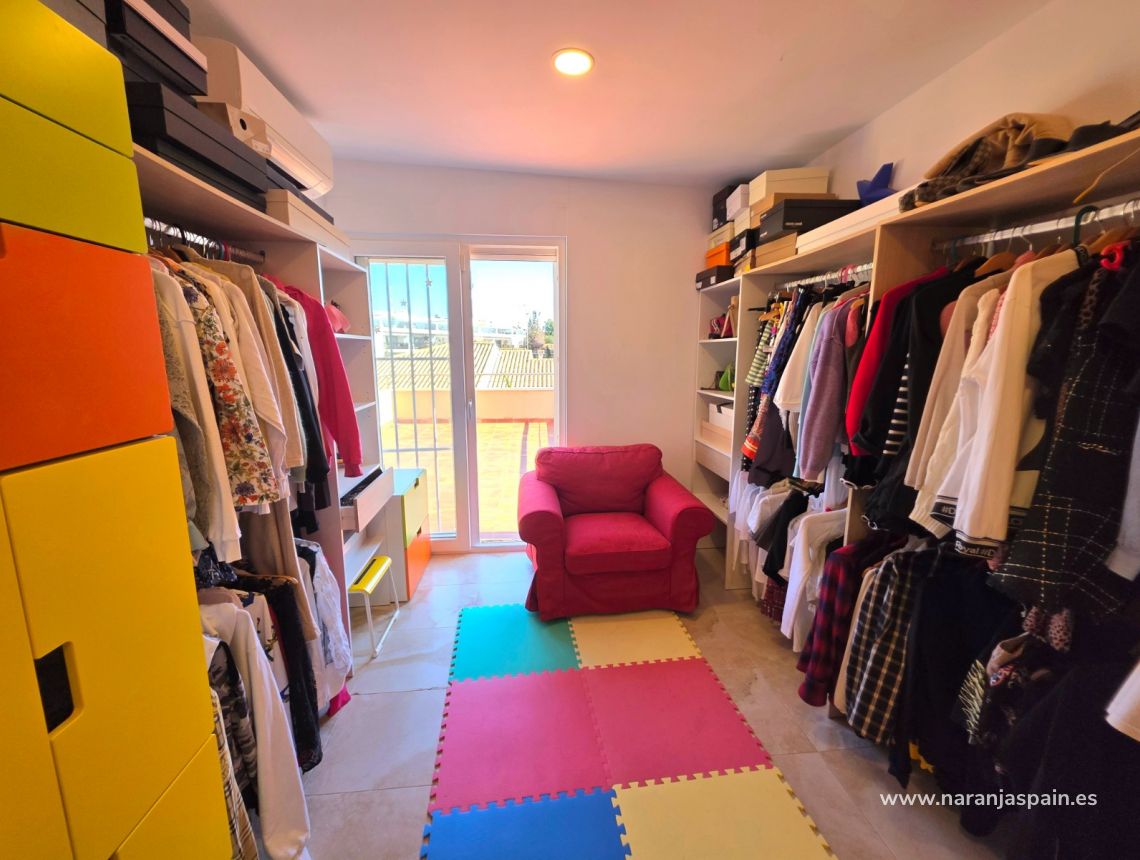 Sale - Vila - Torrevieja - Cabo Cervera