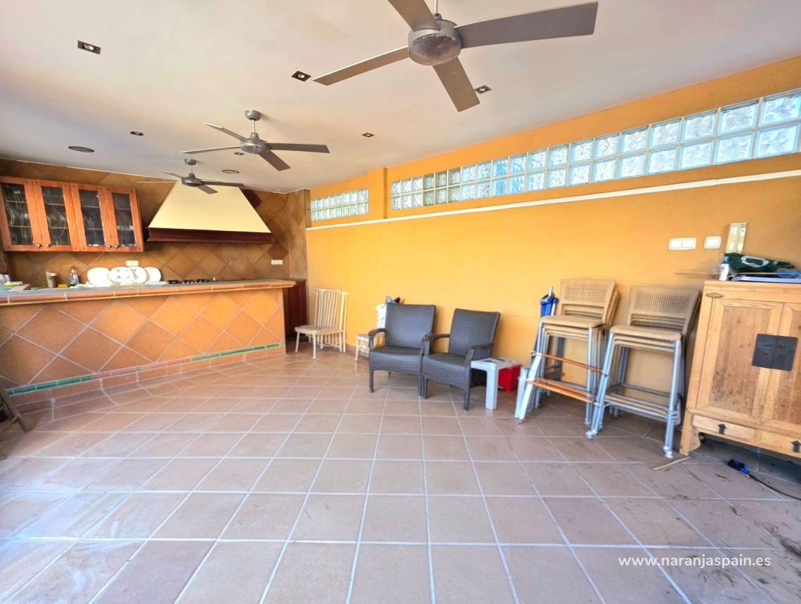 Sale - Vila - Torrevieja - Cabo Cervera