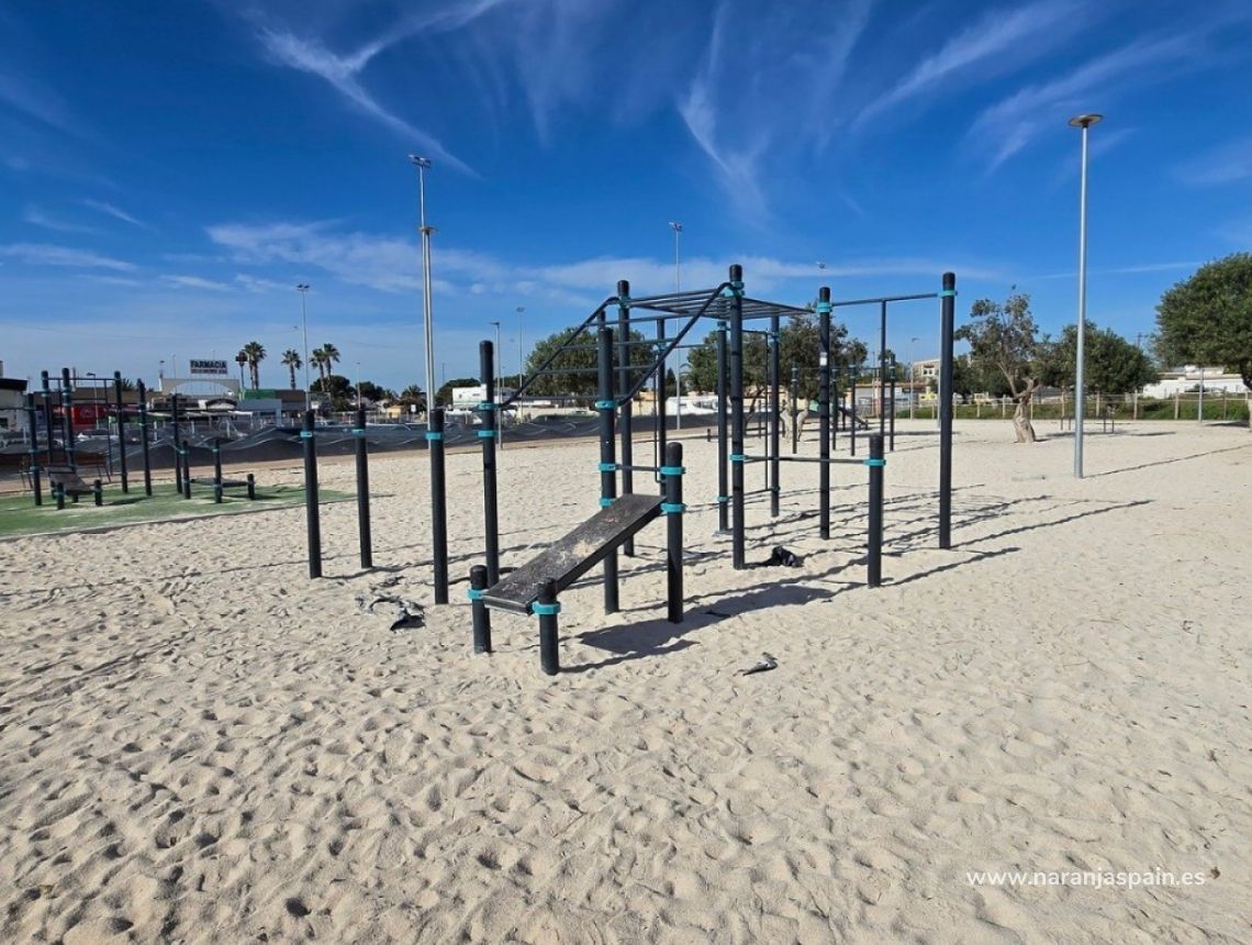 Sale - Vila - Torrevieja - El chaparral