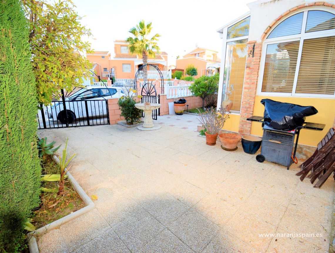 Sale - Vila - Torrevieja - Los Balcones