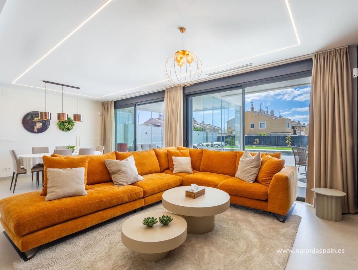 Sale - Villa - Aguas Nuevas