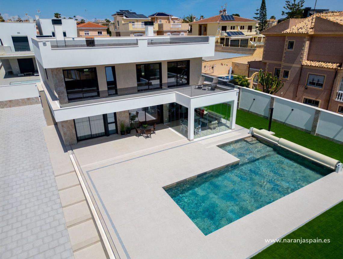 Sale - Villa - Aguas Nuevas