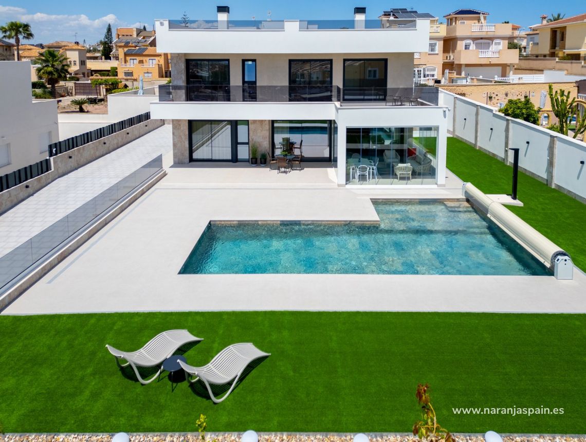 Sale - Villa - Aguas Nuevas