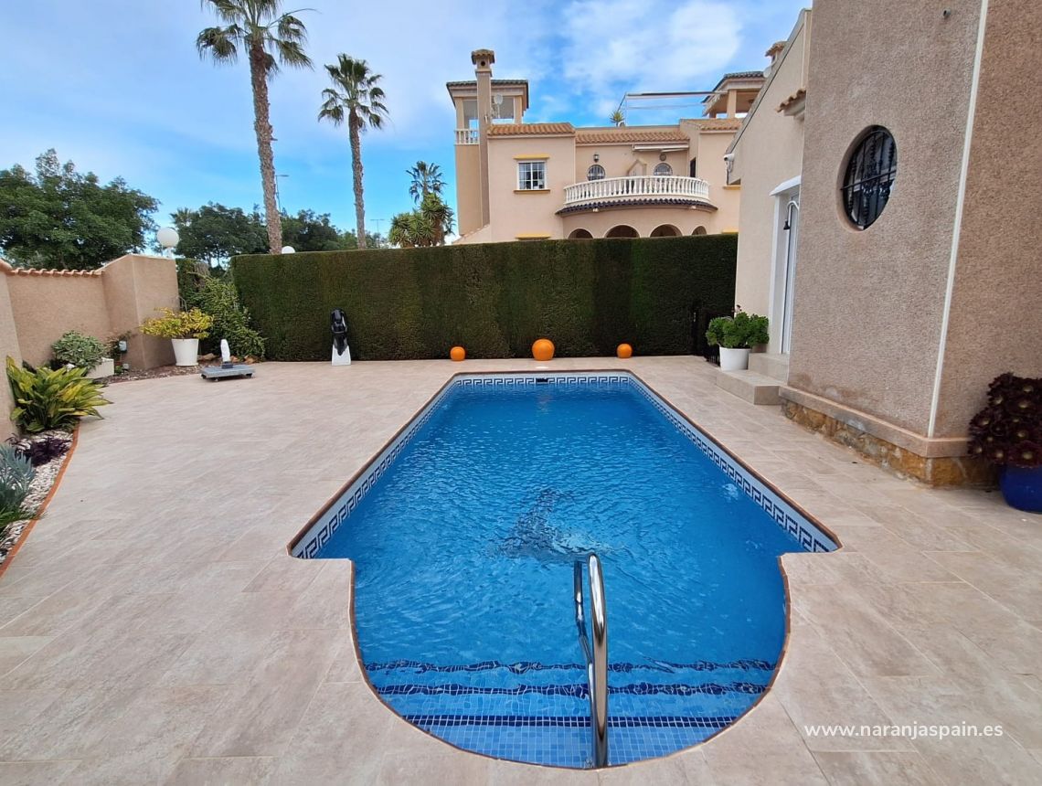 Sale - Villa - Guardamar del Segura - Urb. El Raso