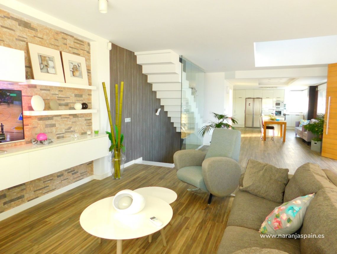 Sale - Villa - Гвардамар дель Сегура - Els Secans