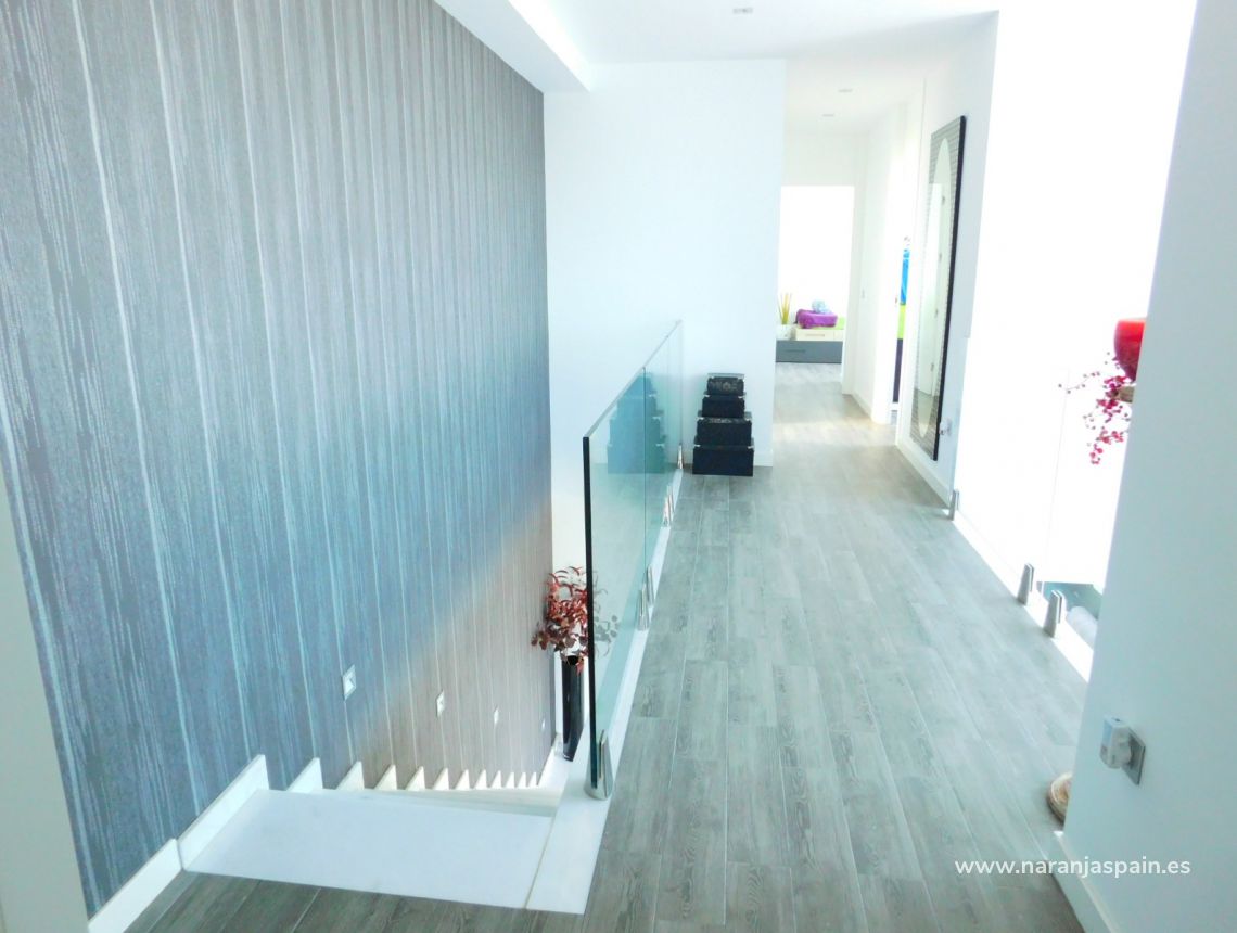 Sale - Villa - Гвардамар дель Сегура - Els Secans