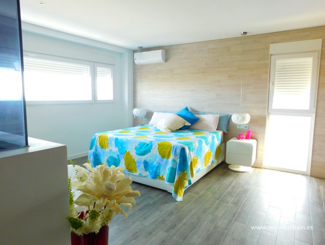 Sale - Villa - Гвардамар дель Сегура - Els Secans